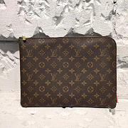 Louis Vuitton Leather Clutch Bag Monogram 3722 - 1