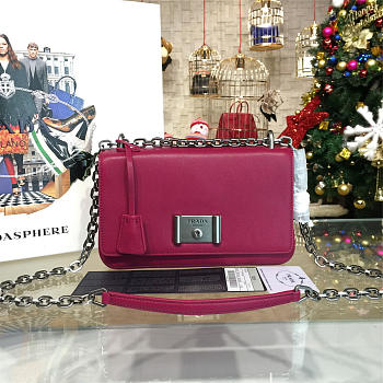 Prada Metal Closure 3915