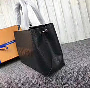 Louis Vuitton Supreme Hand Bag Black 51347 3009 - 4