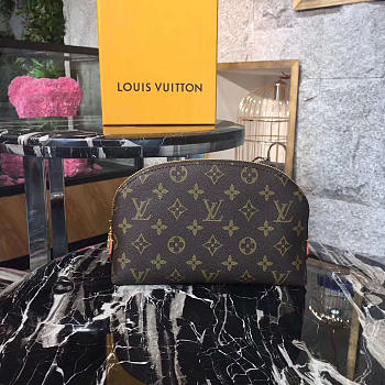 Louis Vuitton Cosmetic Pouch Monogram GM M47353 Size 24x17x6 cm