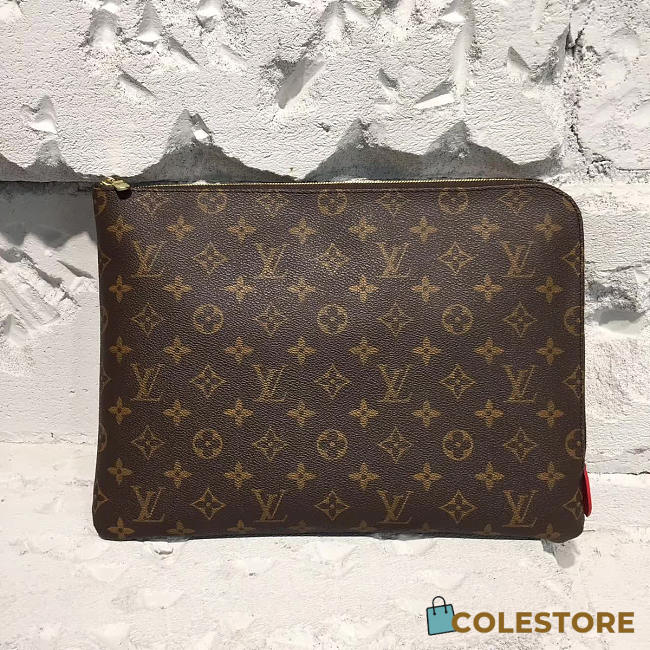 Louis Vuitton Leather Clutch Bag 3724 - 1