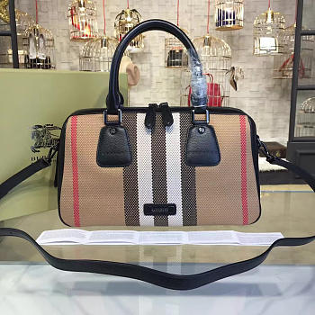 Burberry Handbag 5792