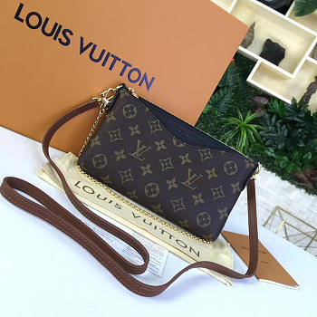 CohotBag louis vuitton pallas  cluth noir 