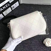 Chanel Grained Calfskin Caviar Stitched Shoulder Bag White A92949 VS07753 - 6