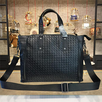  Bottega Veneta Shoulder Bag 2560