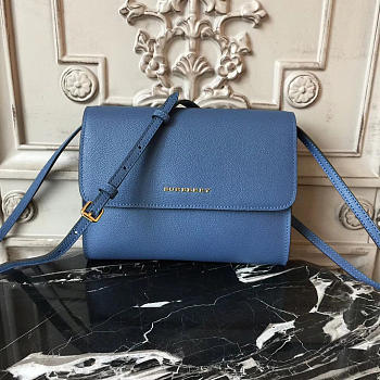 Burberry Shoulder Bag 5832