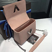 Louis Vuitton Twist Pink MM M3599 - 6