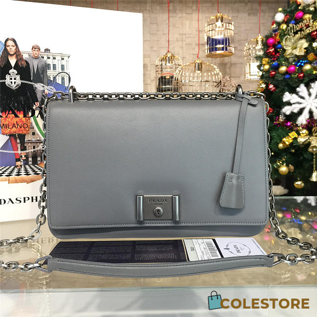 Prada Metal Closure 3928 - 1