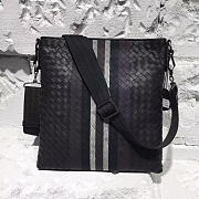 Bottega Veneta Shoulder Bag 5719 - 1