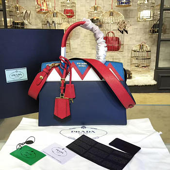 Prada Esplanade 3854