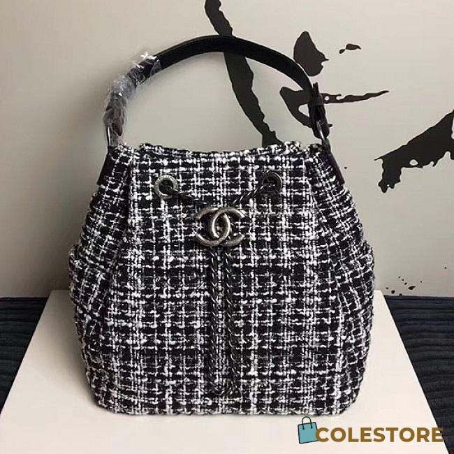 Chanel Black & White Bucket Bag Greena A13042 VS05802 - 1