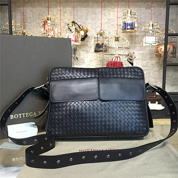 Bottega Veneta Shoulder Bag 5689