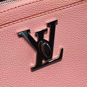 Louis Vuitton Lockme Pink Middlesize - 5