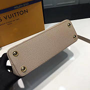 Louis Vuitton Capucines PM 3677 - 4