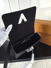 Louis Vuitton Twist Black Mm Noir M3682 - 6