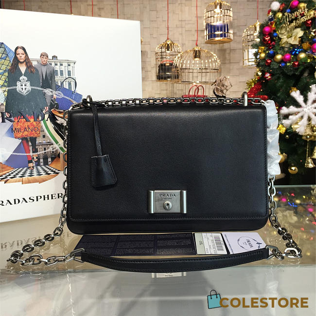 Prada Metal Closure 3918 - 1
