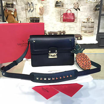 Valentino Cabana 4631