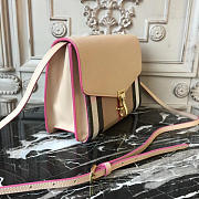 Burberry Shoulder Bag 5824 - 2