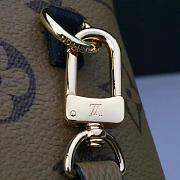 Louis Vuitton  Monogram Camera Box M82465 - 3