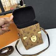 Louis Vuitton  Monogram Camera Box M82465 - 5