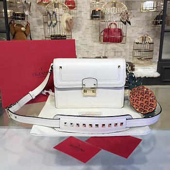 Valentino Cabana 4635