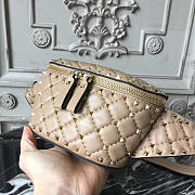 Valentino Garavani Free Rockstud Spike 4622 - 4