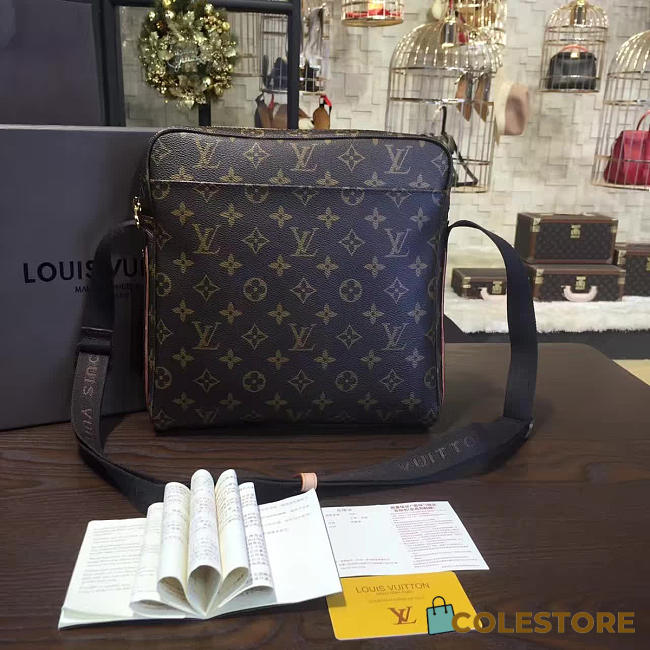 louis vuitton tratteur monogram glaze - 1
