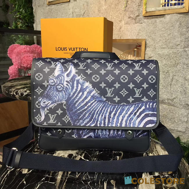 Louis Vuitton Pochette Voyage Monogram Eclipse Canvas Zebra 3749 - 1
