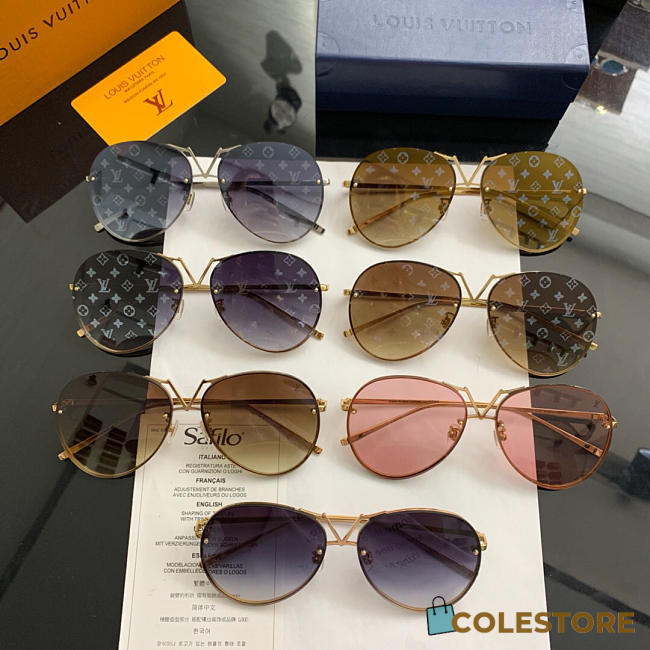 Louis Vuitton Ladies Round Frame Sunglasses - 1