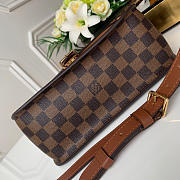Louis Vuitton Original Single Handbag Crossbody Handbag Fusion Powder White - 4