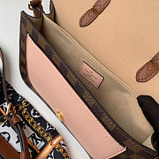 Louis Vuitton Original Single Handbag Crossbody Handbag Fusion Powder White - 2