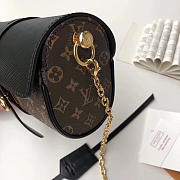 Louis Vuitton Original Single New Diagonal Chain Bag In Black M44158 - 2