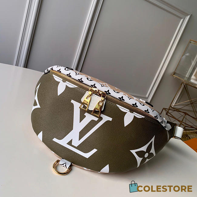 louis vuitton bumbag green