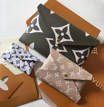 Louis Vuitton 3-In-1 Handbag Consists Of 3 Separate Pouches M62034