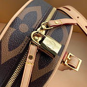 Nicolas Ghesquiè M52294 - 2