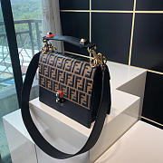 Fendi Kan I Handbag Medium Flip Leather Handbag 283m105 Khaki - 5
