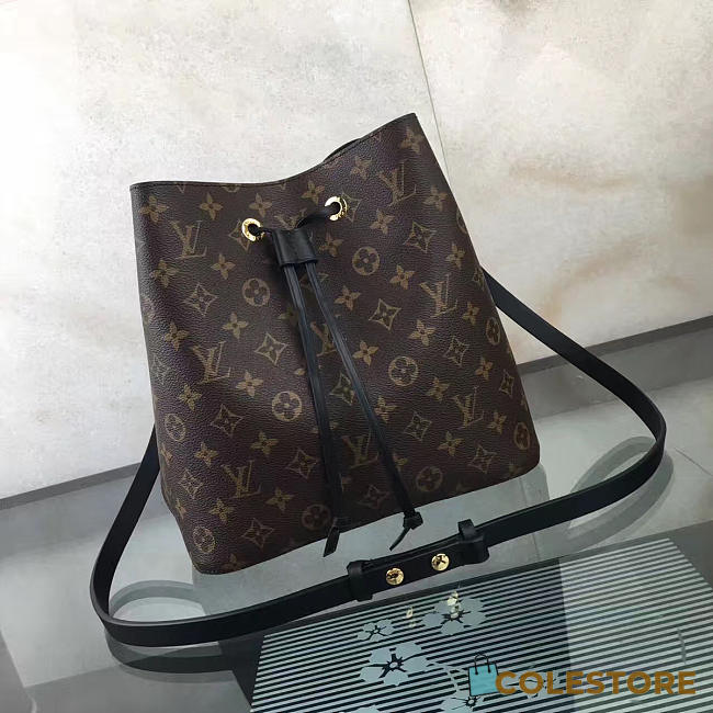 Louis Vuitton Trendy Bucket Bag M44021 - 1