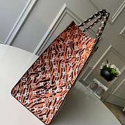 Louis Vuitton Monogram Giant Onthego Tote Bag Black And White - 3
