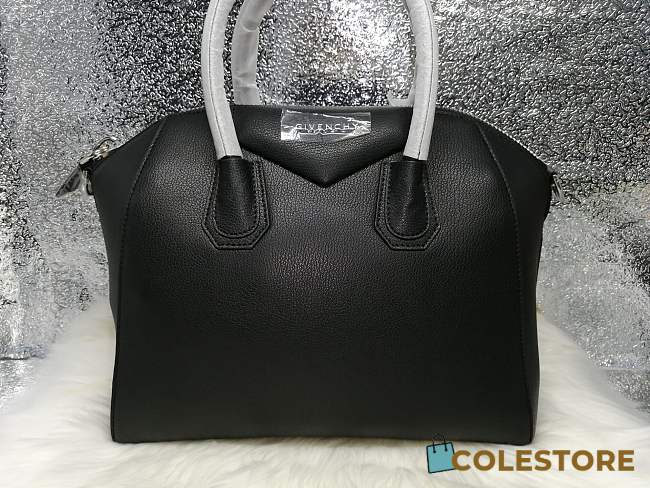 Givenchy Medium Antigona Handbag 3077 - 1