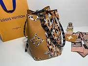 Louis Vuitton Jungle Monogram Pattern Neonoe Handbag M44717  - 3