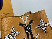Louis Vuitton Jungle Monogram Pattern Neonoe Handbag M44717  - 6
