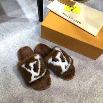 Louis Vuitton Slippers 305