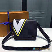  louis vuitton district CohotBag  district mm damier cobalt n44004  - 1