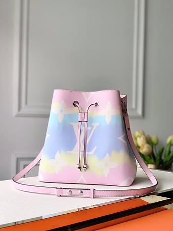 Louis Vuitton Neo M45124