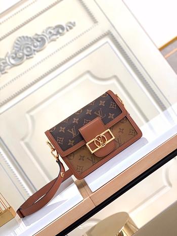 Louis Vuitton Bag M44391 Size20-25cm
