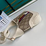 Gucci Handbag White 637092 - 4