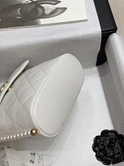 Chanel Pearl Chain Bag White - 4