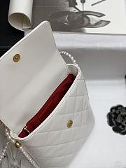 Chanel Pearl Chain Bag White - 2