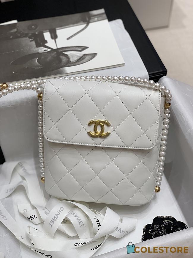 Chanel Pearl Chain Bag White - 1