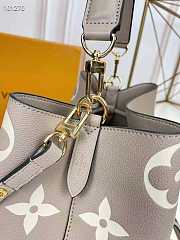 Louis Vuitton Néonoé Mm Bicolor Monogram Empreinte Leather M45555 - 5